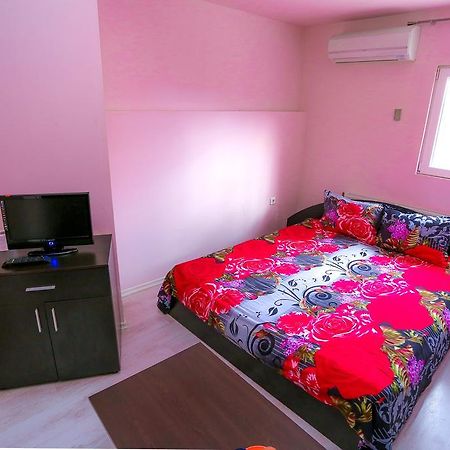 Hostel Shatrata Bogomilovo 외부 사진